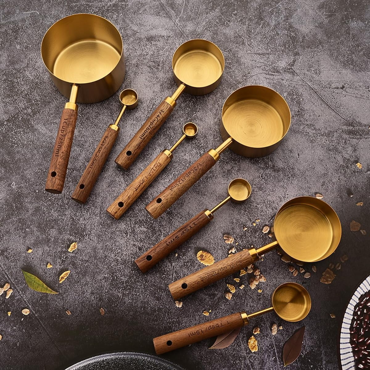 8 pieces Golden Measuring Cups Set and Measuring Spoons Set with Scale Wooden Handle Stainless Steel Dry &amp; Liquid Measuring Cup for Cooking Baking