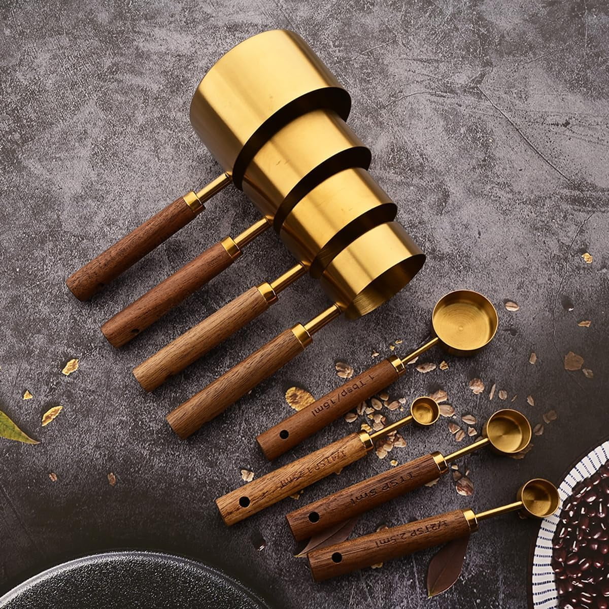 8 pieces Golden Measuring Cups Set and Measuring Spoons Set with Scale Wooden Handle Stainless Steel Dry &amp; Liquid Measuring Cup for Cooking Baking
